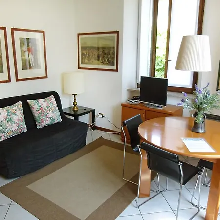 Locazione Turistica Calde Lungolago